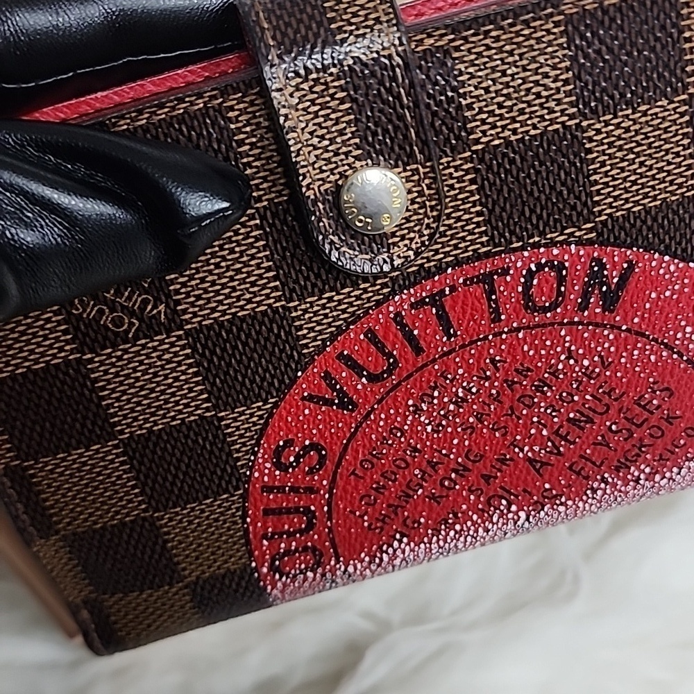 Full Set Limited EditionLouis Vuitton - Picture 3 of 8